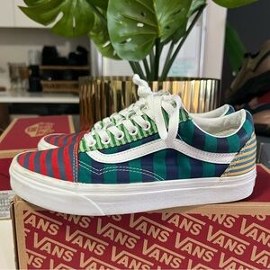 UNISEX OLD SKOOL (Stripes Multi Color) for Children/Adults